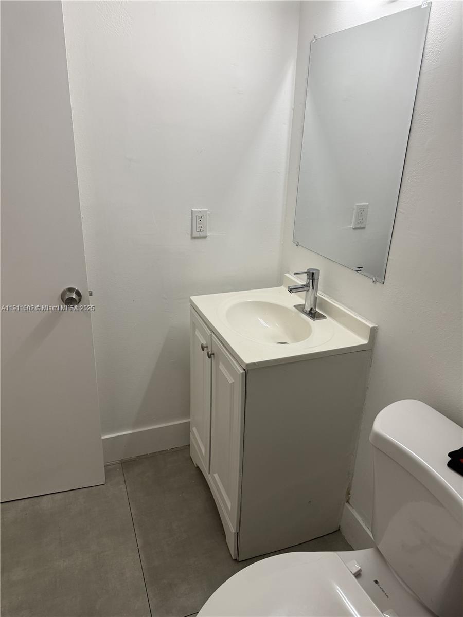 SILVER PALMS CONDO - Residential