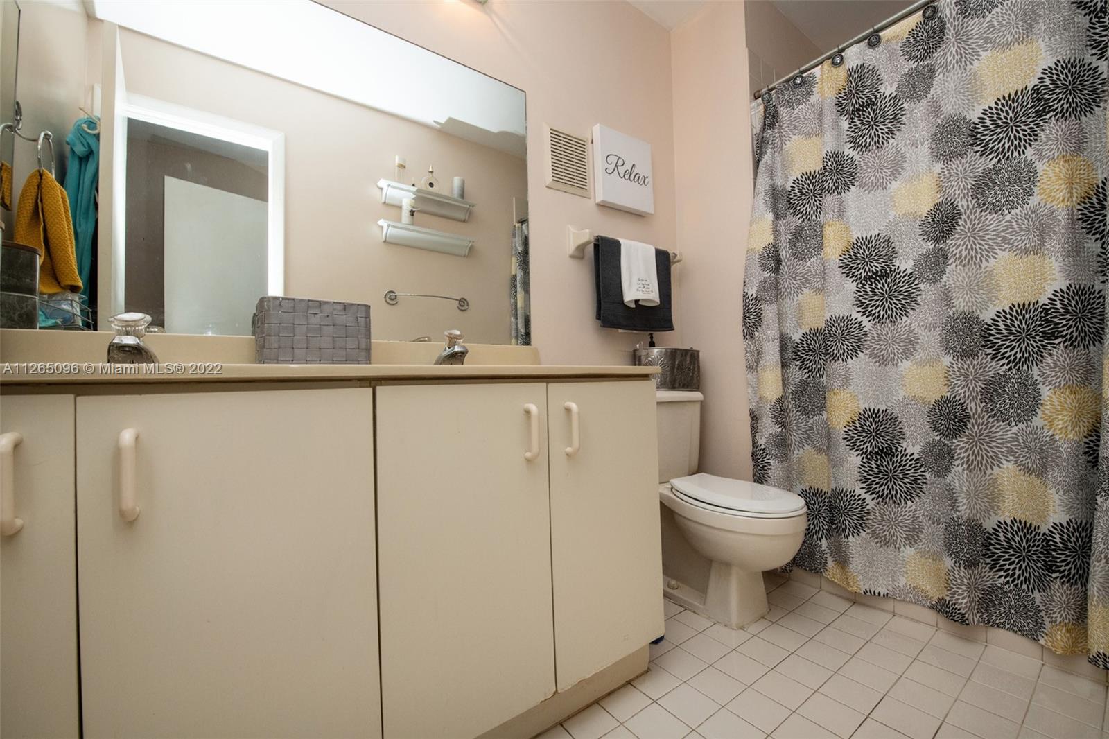 CAMELOT THREE CONDO - Residential