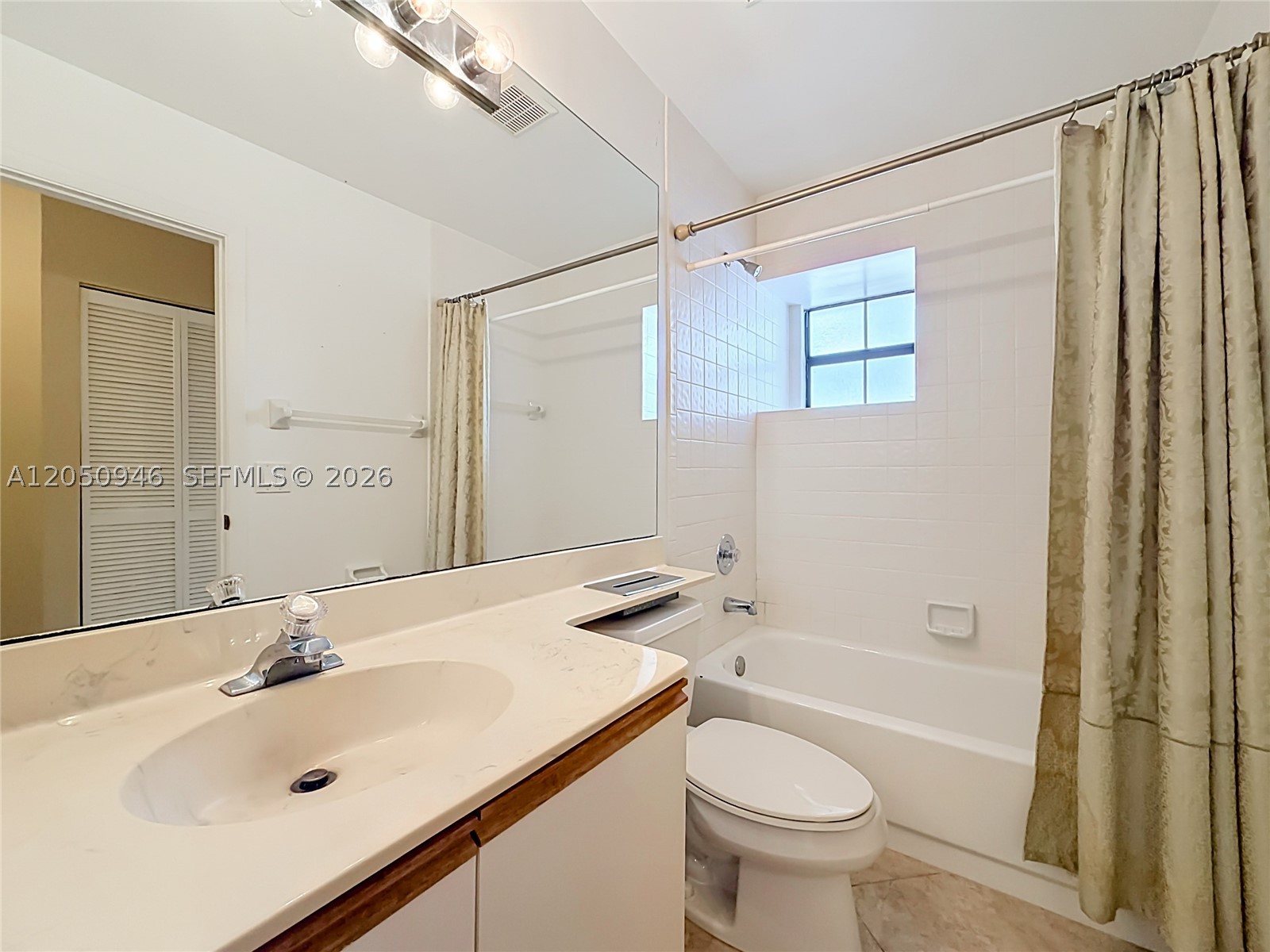 ALEXANDRA VILLAGE CONDO - Residential