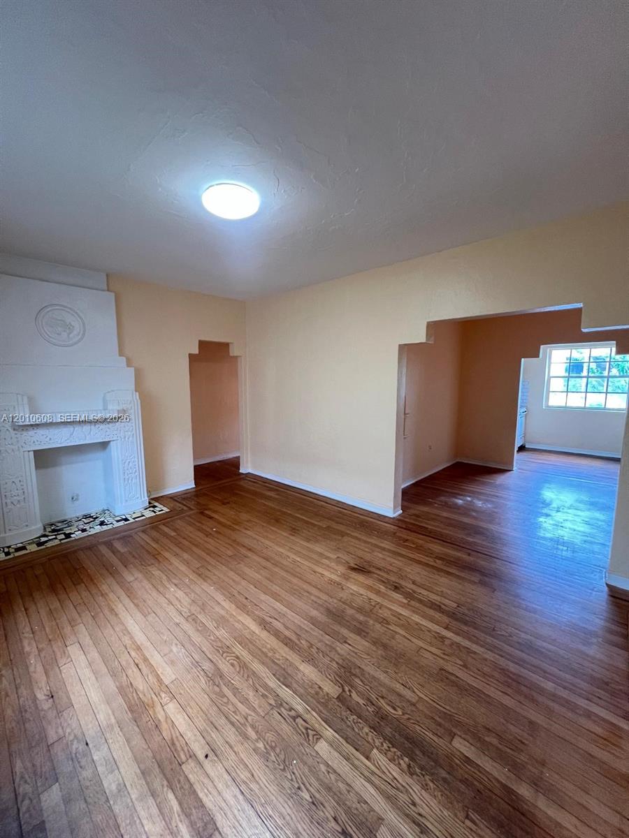 ST REMY CONDO - Residential
