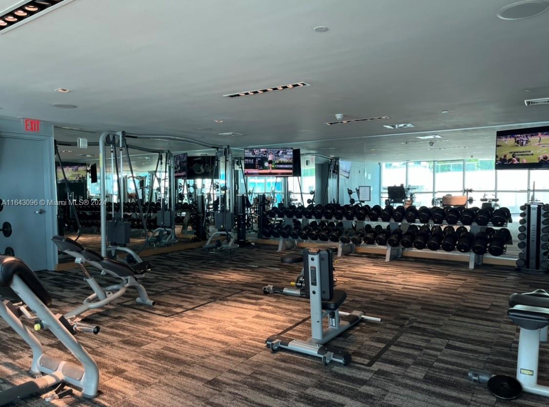 900 BISCAYNE BAY CONDO - Residential Lease
