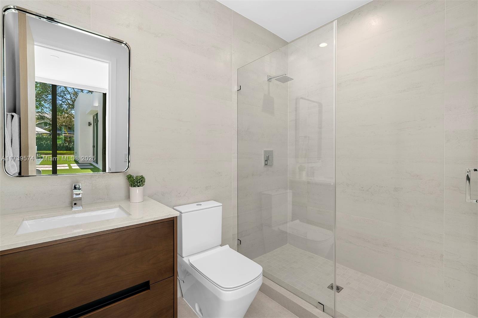 HELMS COUNTRY ESTATES RE- - Residential