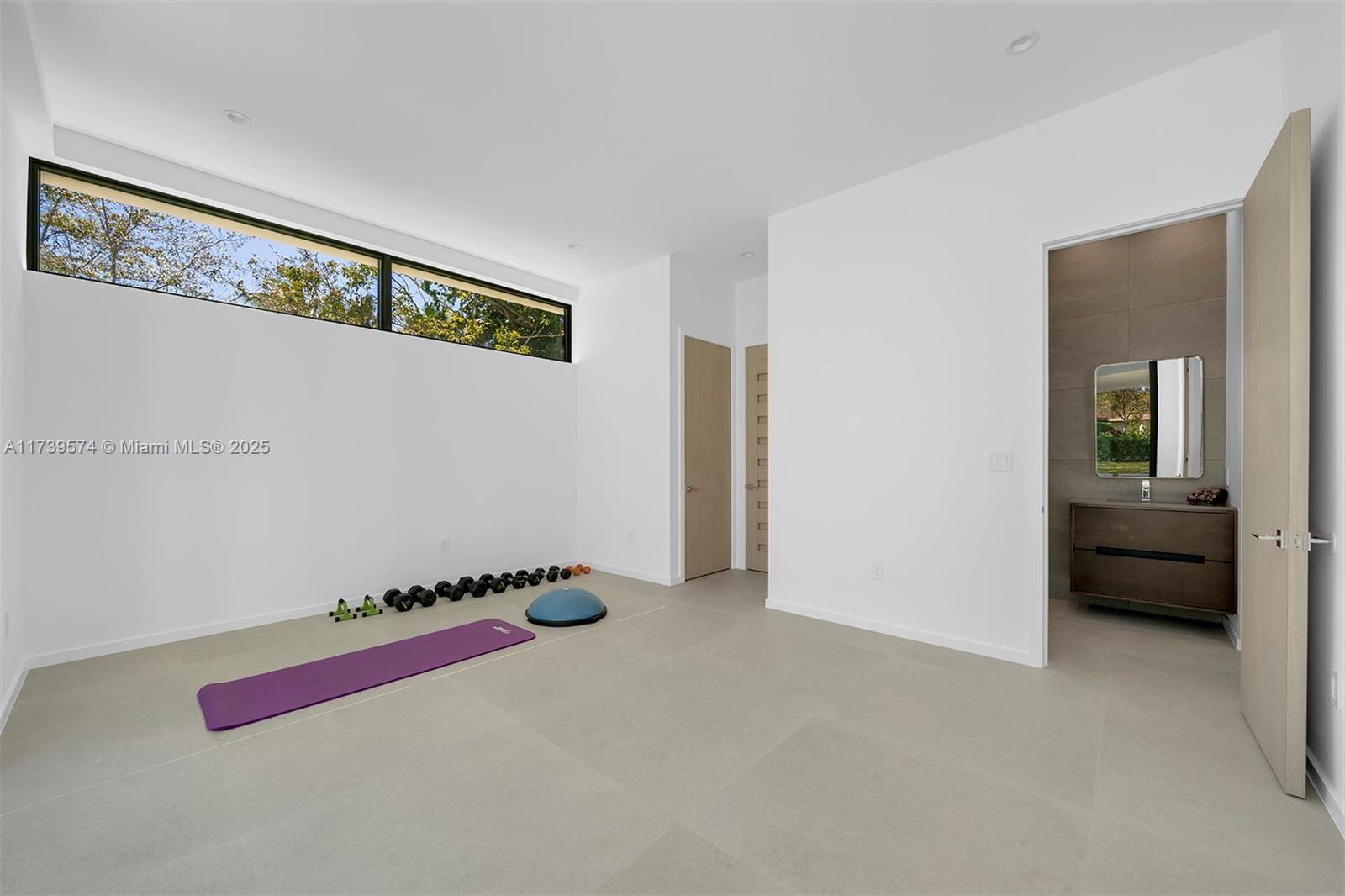 HELMS COUNTRY ESTATES RE- - Residential