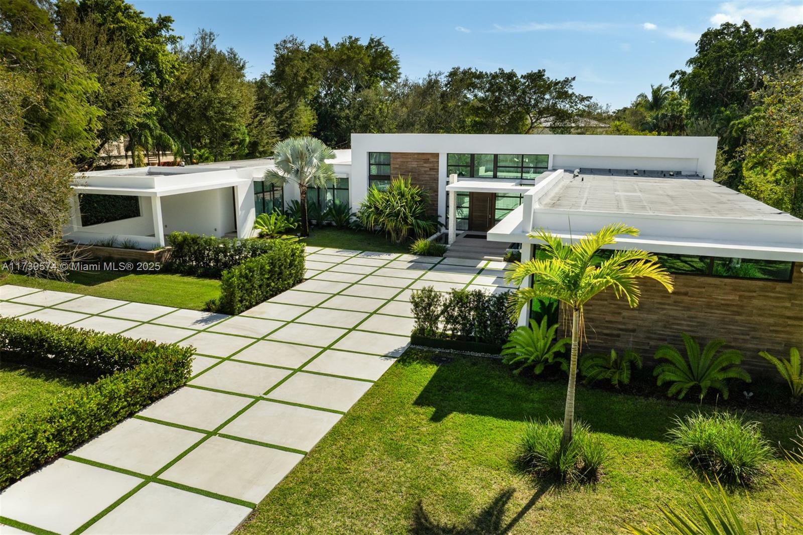 HELMS COUNTRY ESTATES RE- - Residential