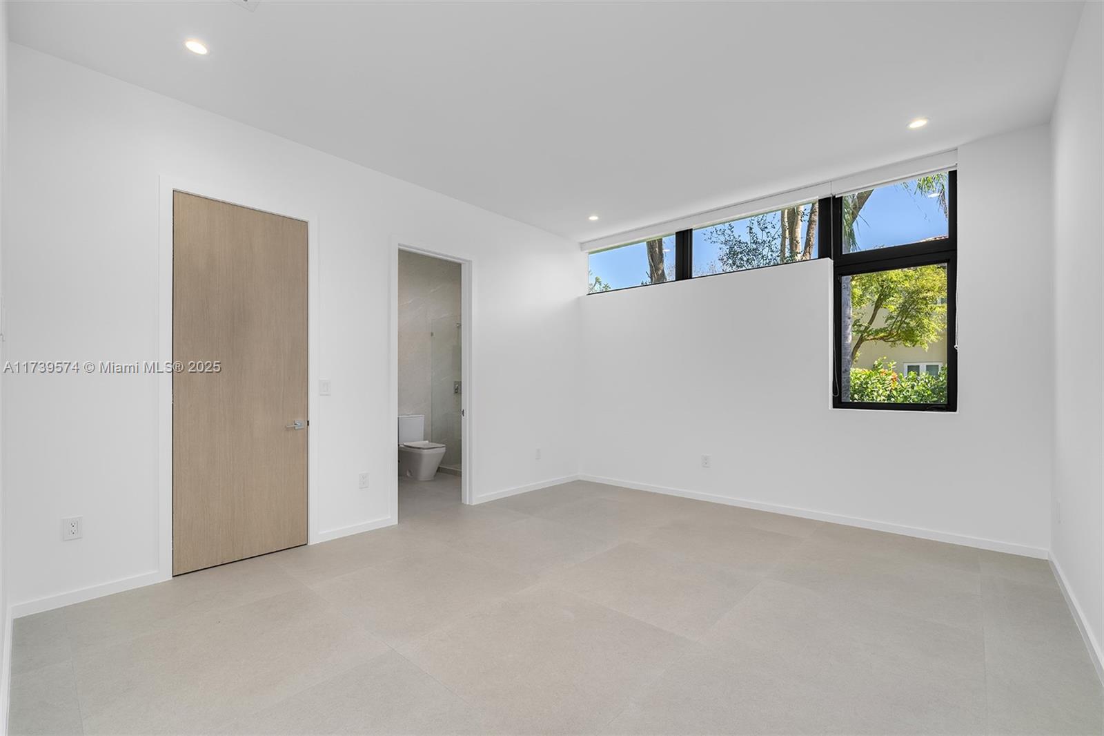 HELMS COUNTRY ESTATES RE- - Residential
