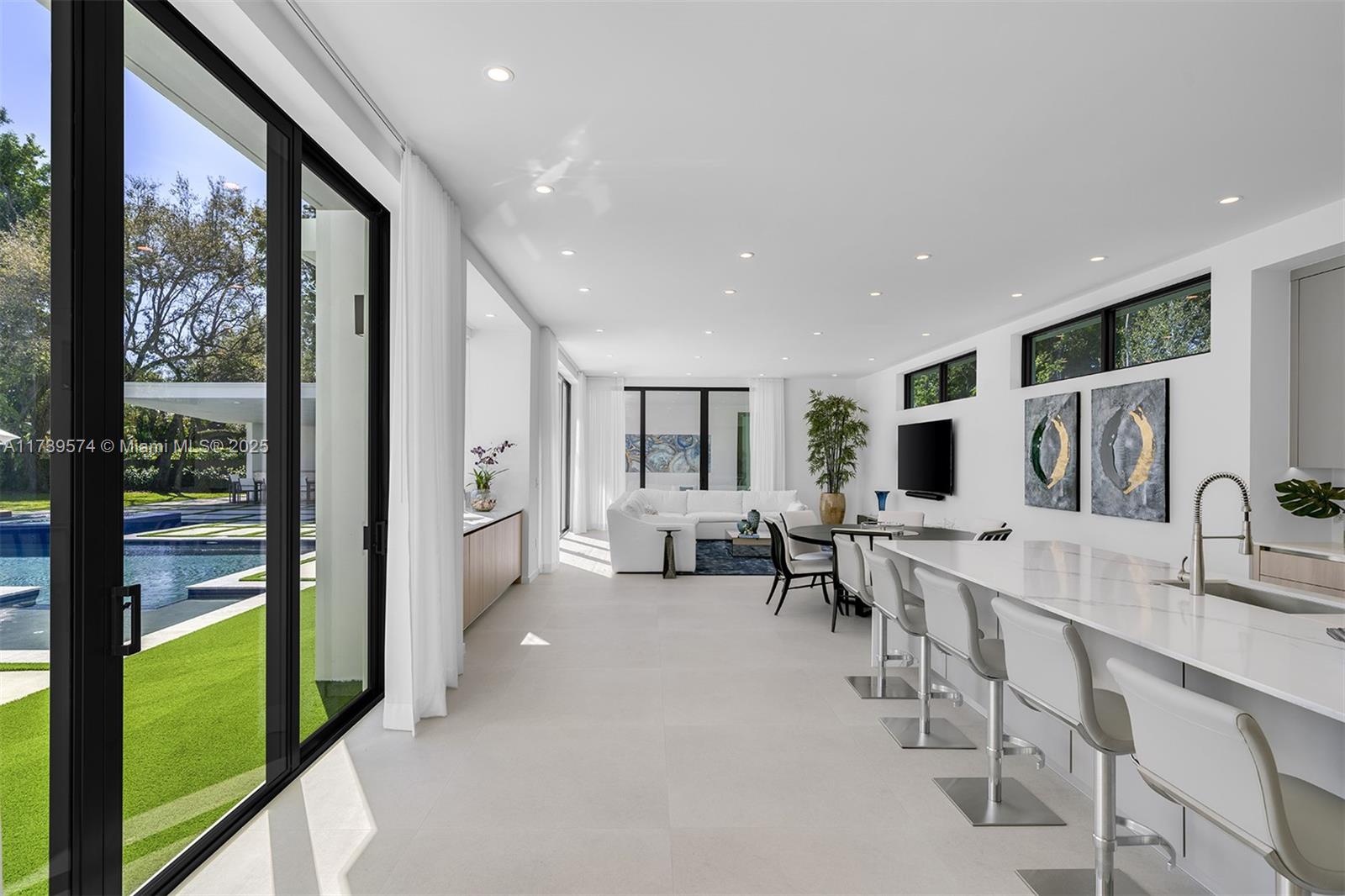 HELMS COUNTRY ESTATES RE- - Residential