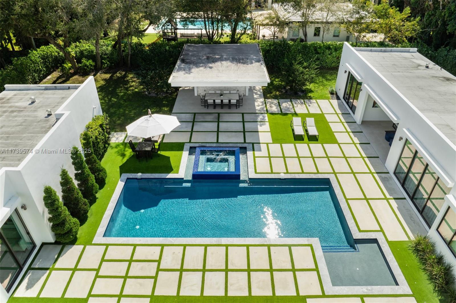 HELMS COUNTRY ESTATES RE- - Residential