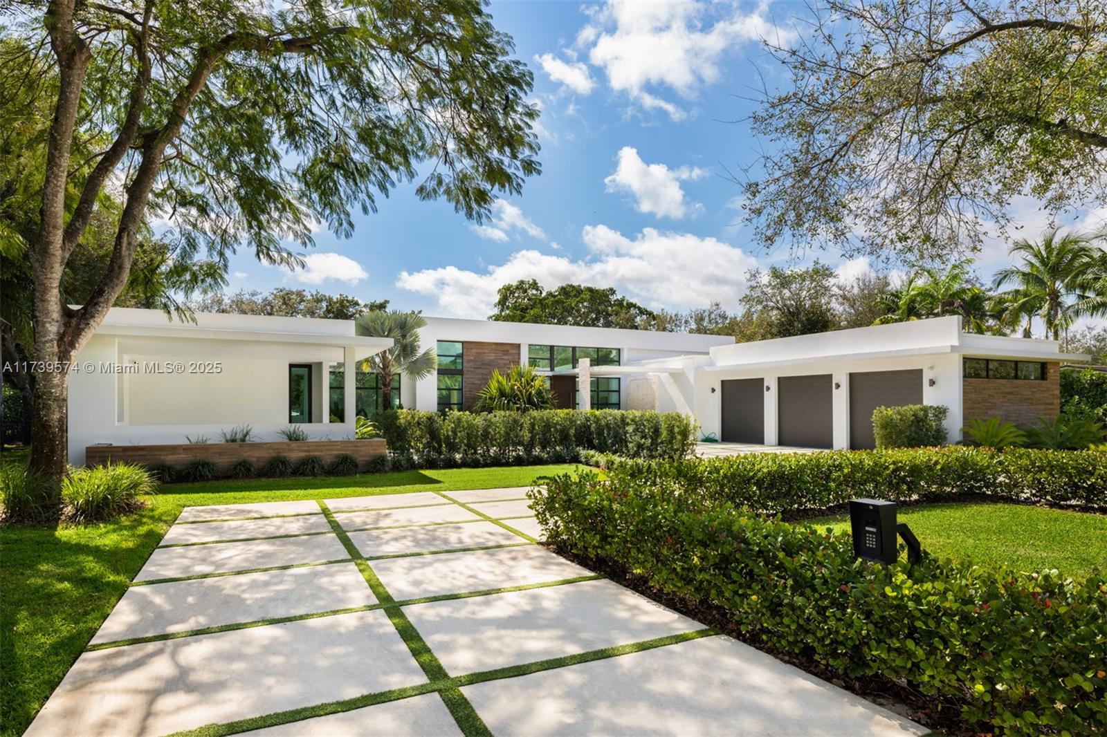 HELMS COUNTRY ESTATES RE- - Residential