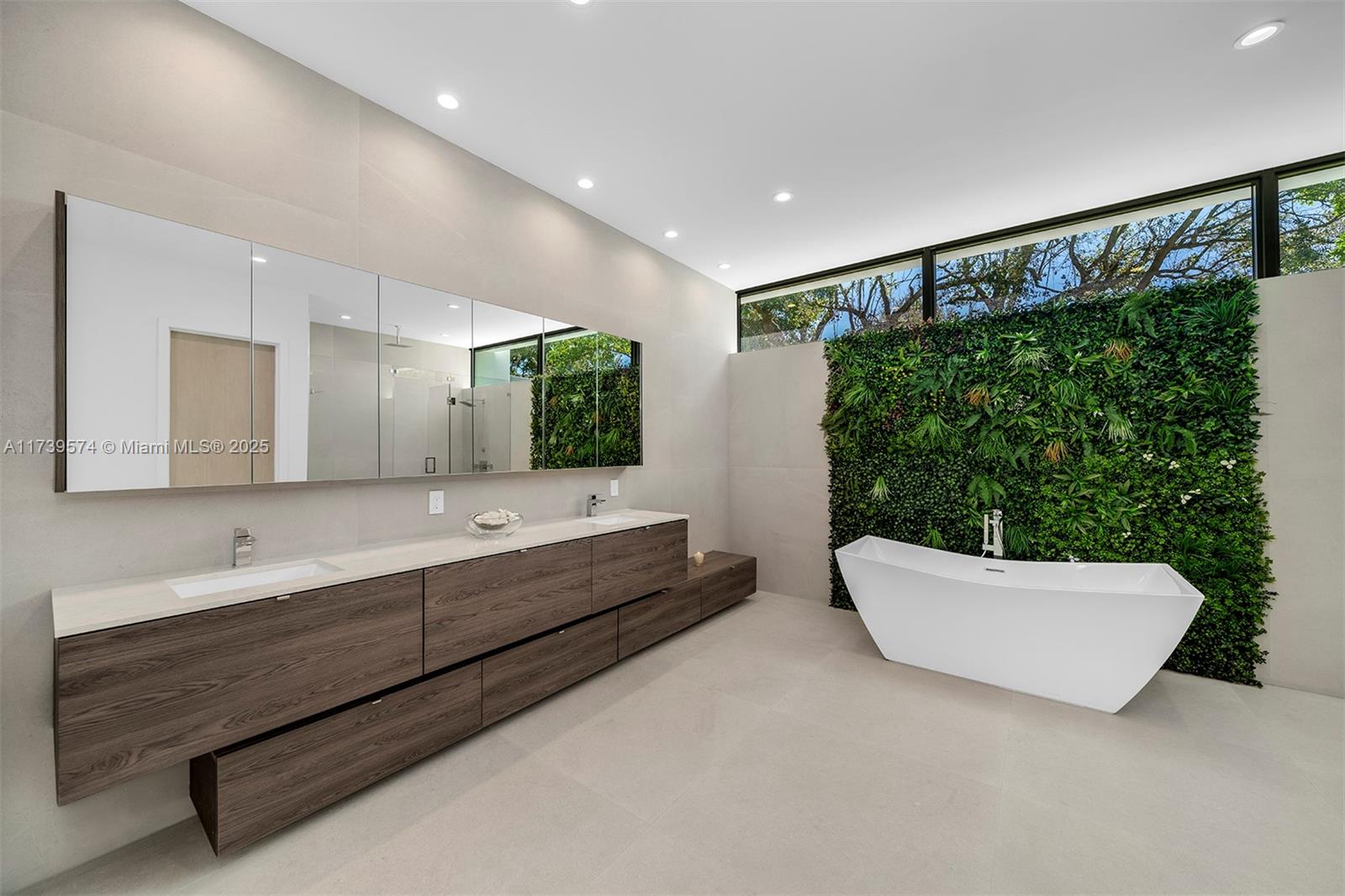 HELMS COUNTRY ESTATES RE- - Residential