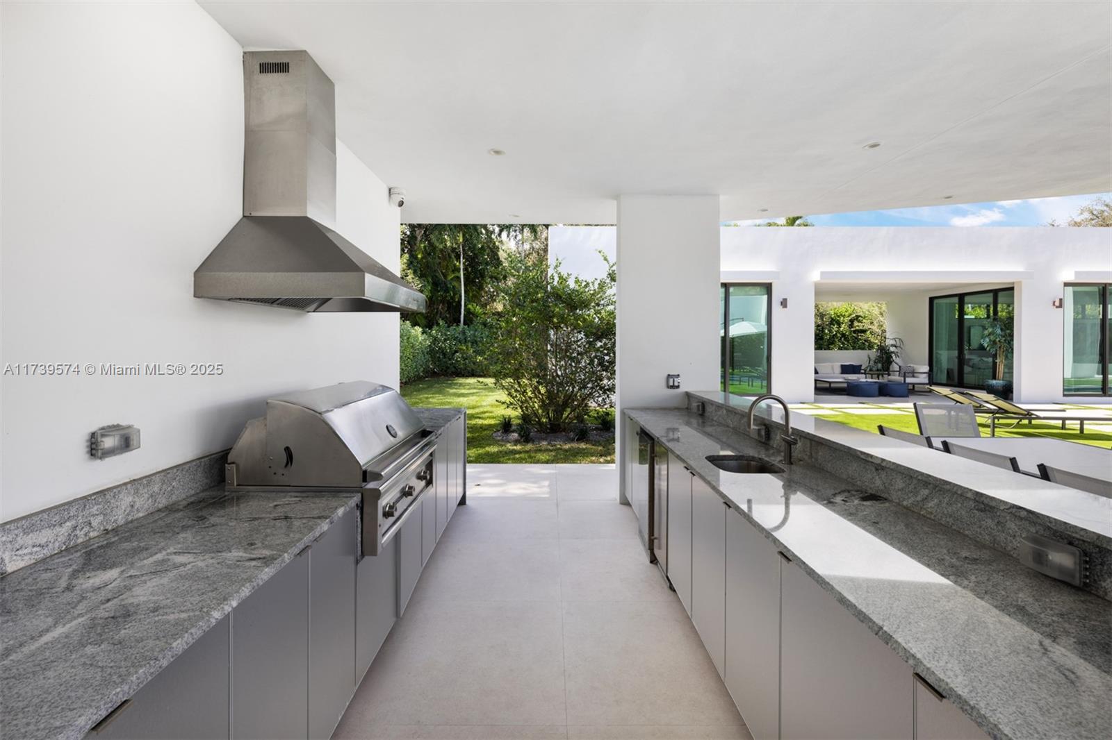 HELMS COUNTRY ESTATES RE- - Residential