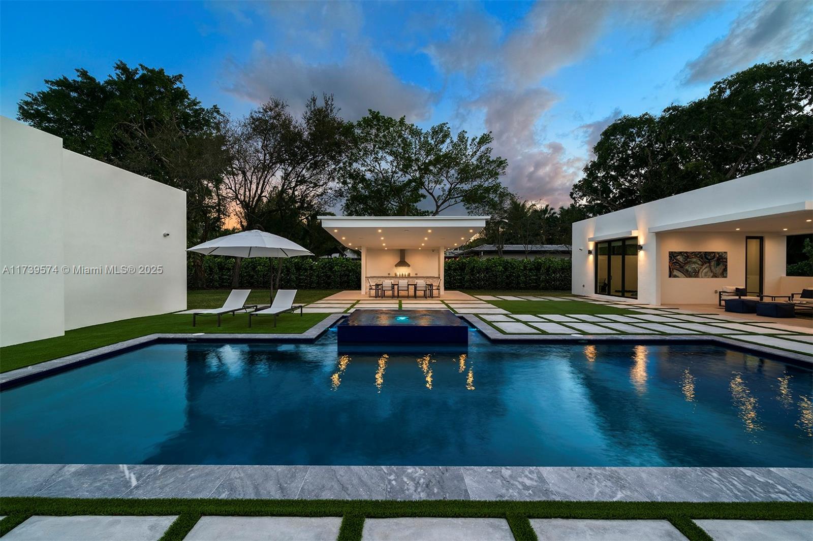 HELMS COUNTRY ESTATES RE- - Residential