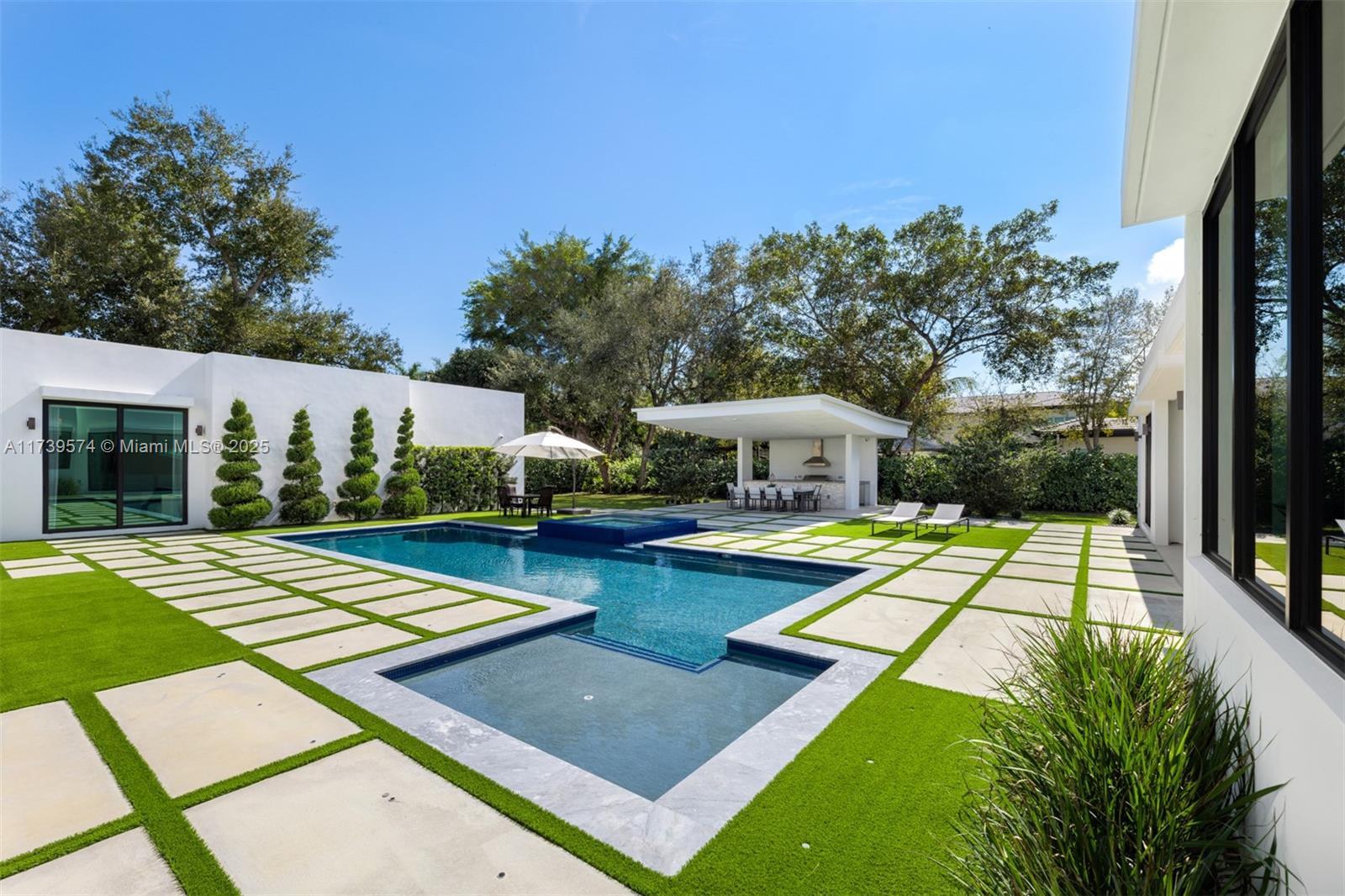 HELMS COUNTRY ESTATES RE- - Residential