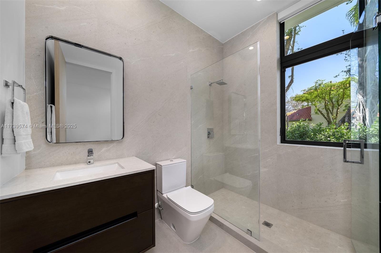 HELMS COUNTRY ESTATES RE- - Residential