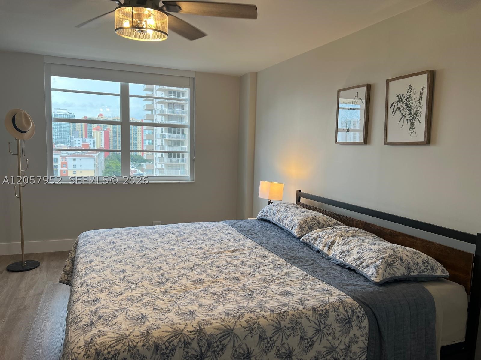 WINSTON TOWERS 200 - Residential