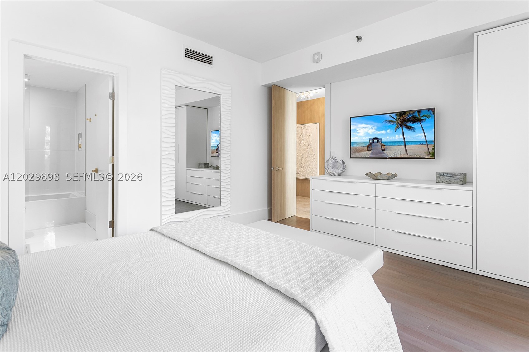 BAYSIDE VILLAGE EAST - Residential