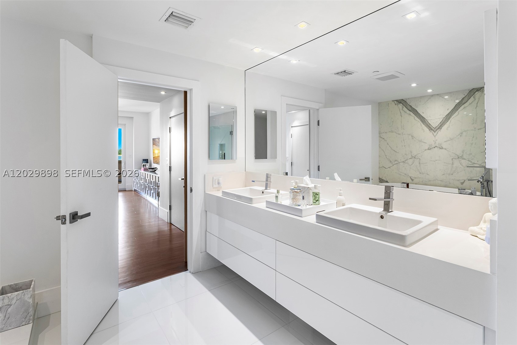 BAYSIDE VILLAGE EAST - Residential