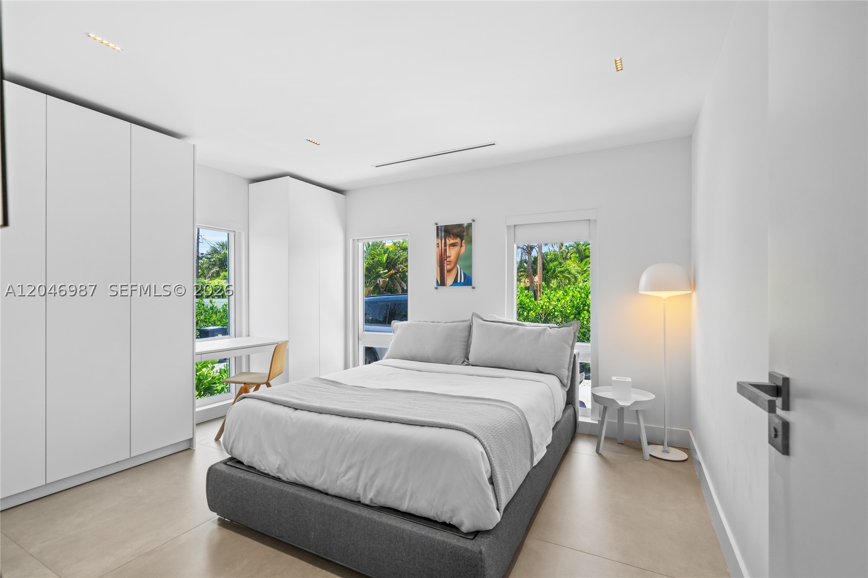 ALTOS DEL MAR NO 4 - Residential