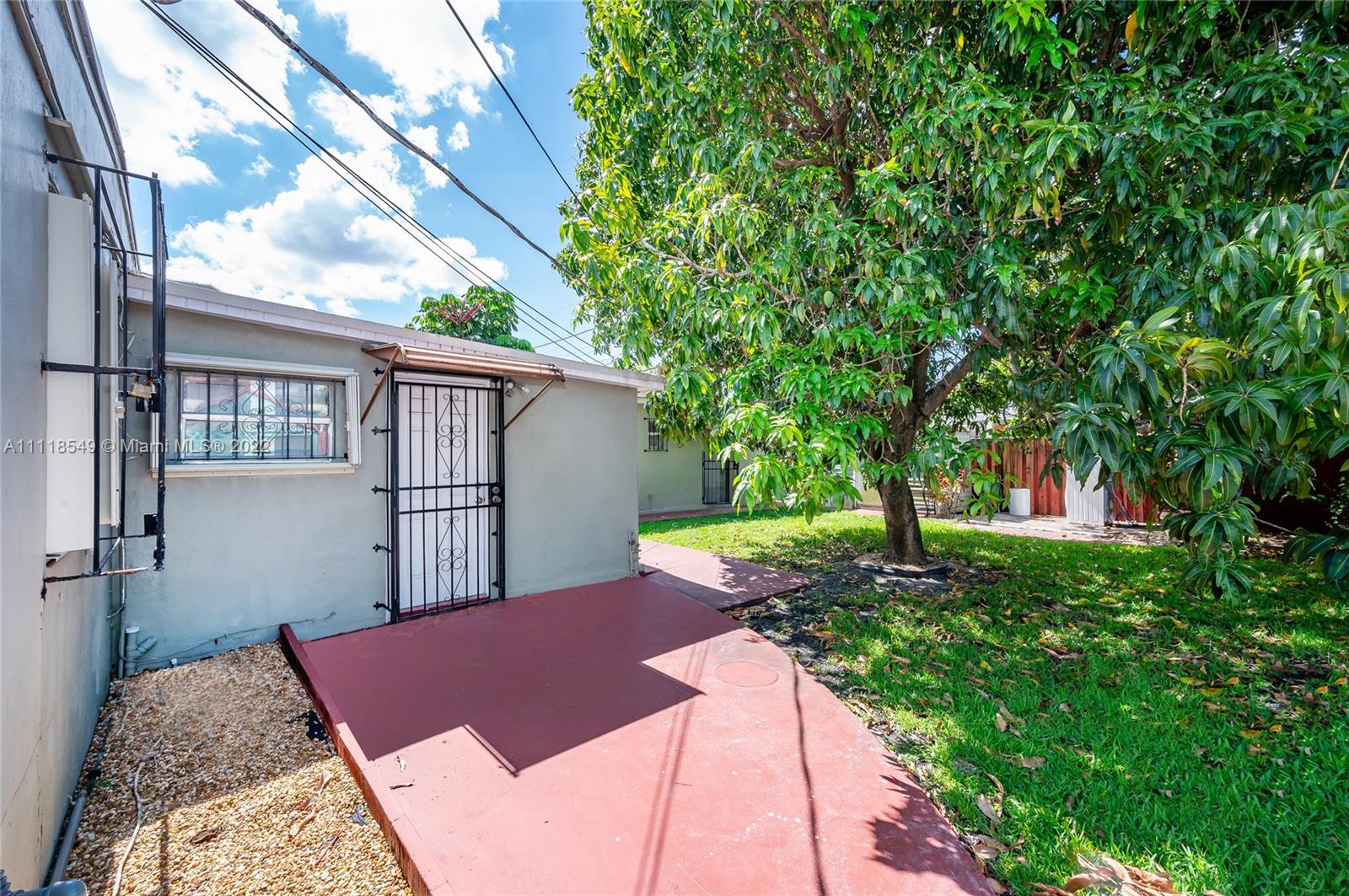 CAROLE ANNE PARK - Residential