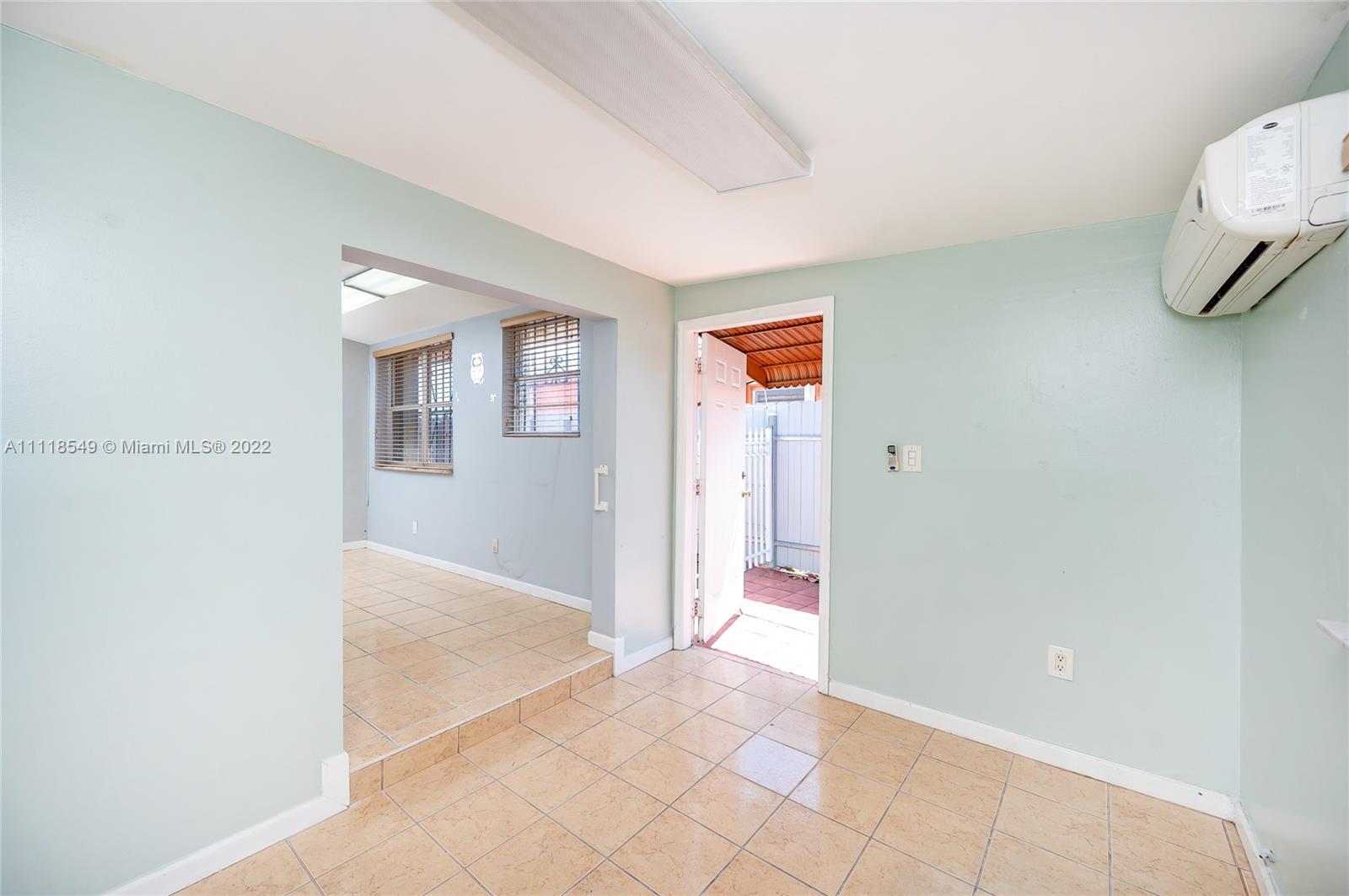 CAROLE ANNE PARK - Residential