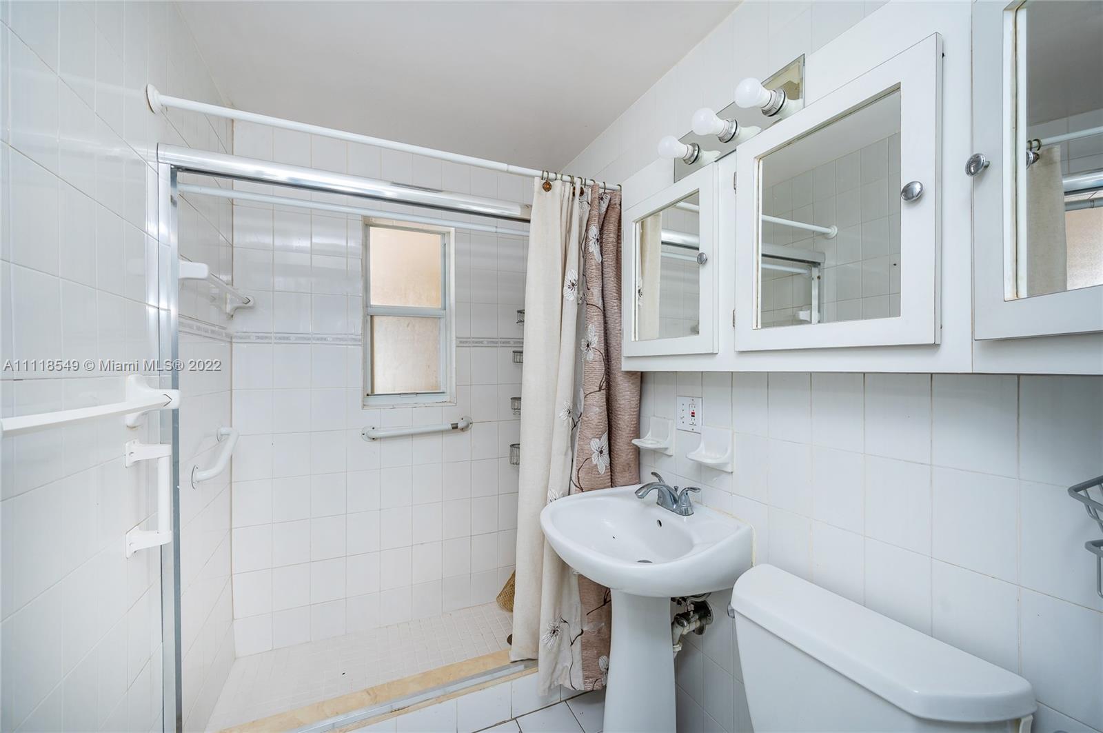 CAROLE ANNE PARK - Residential