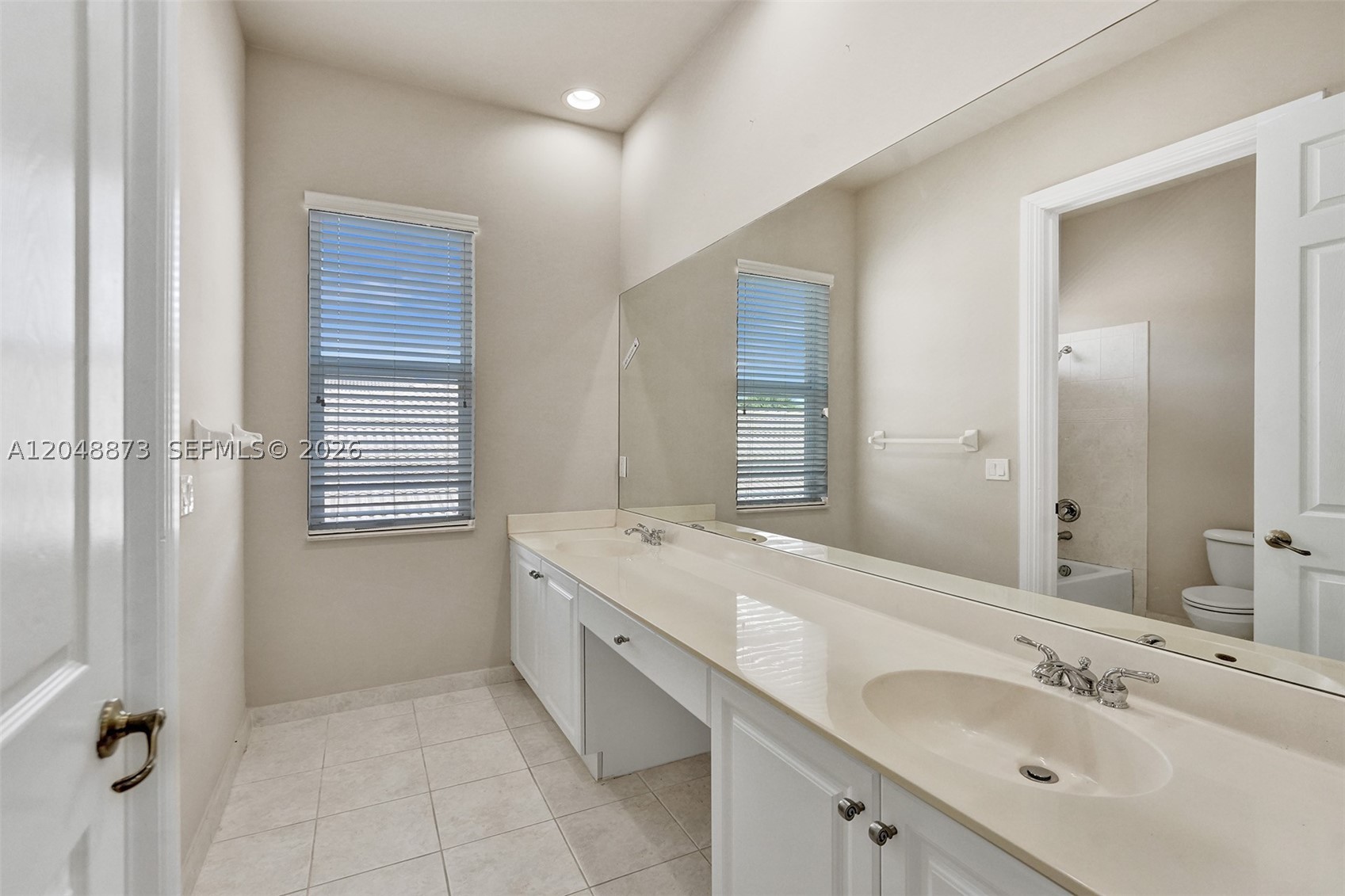 THE VISTAS AT HERON BAY - Residential Lease