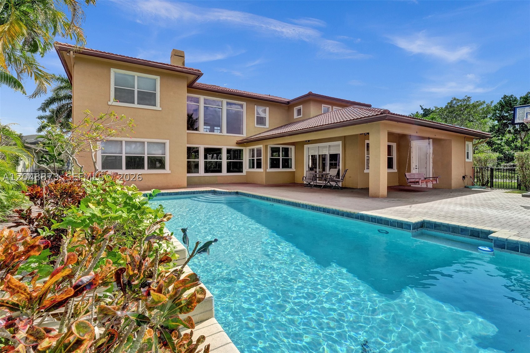 THE VISTAS AT HERON BAY - Residential Lease