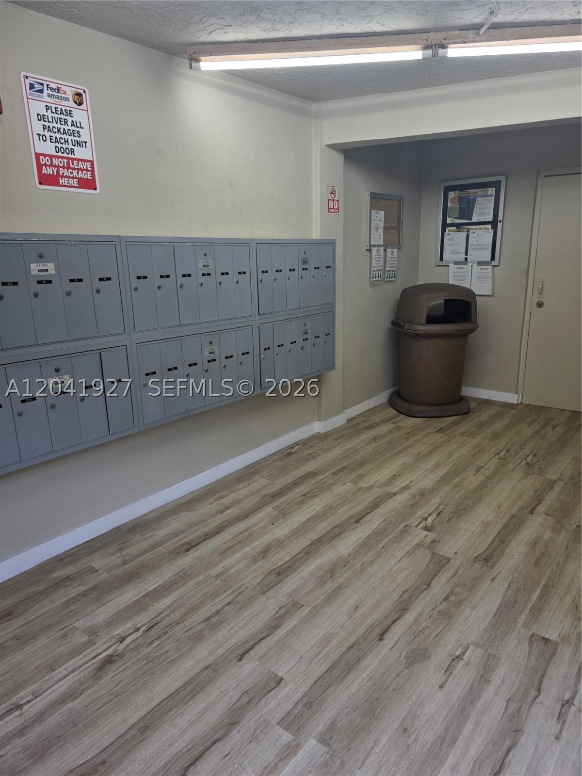 THE HORIZONS CONDO #5 - Residential