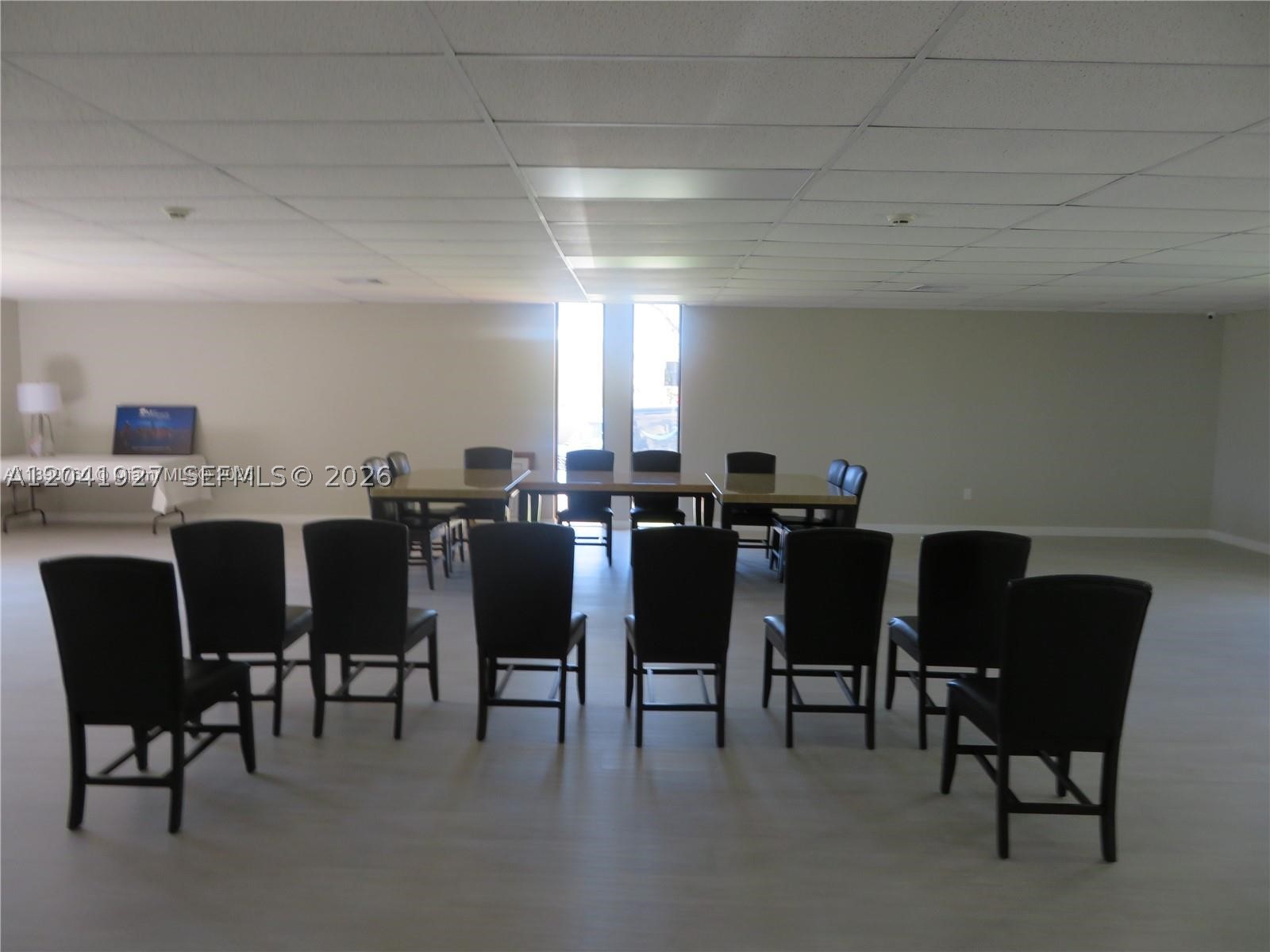 THE HORIZONS CONDO #5 - Residential