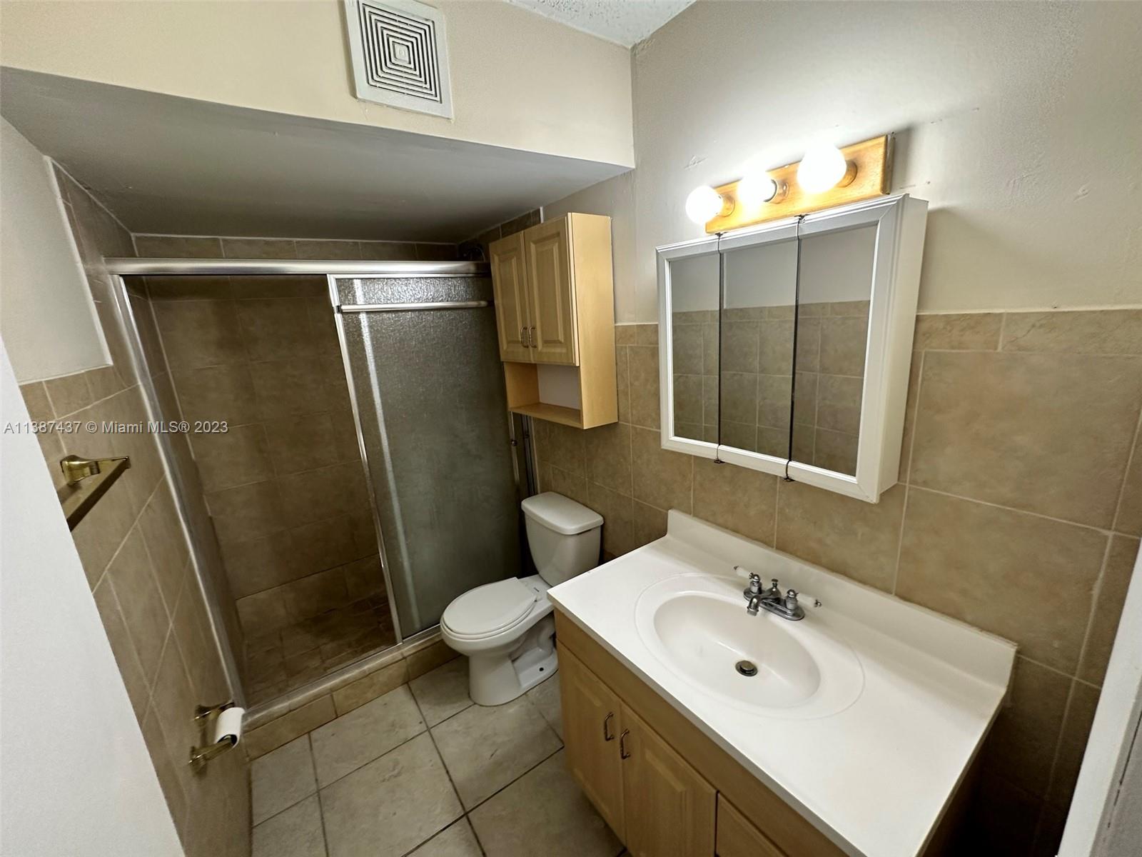 LANCASTER CONDO - Residential Lease