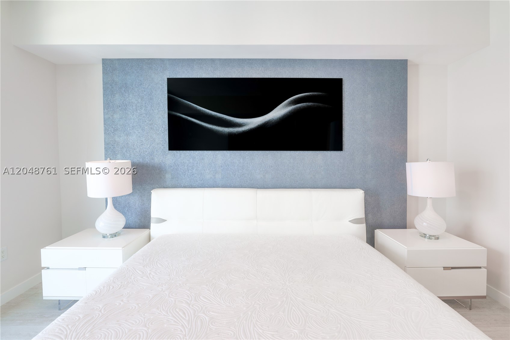 QUADRO CONDO - Residential