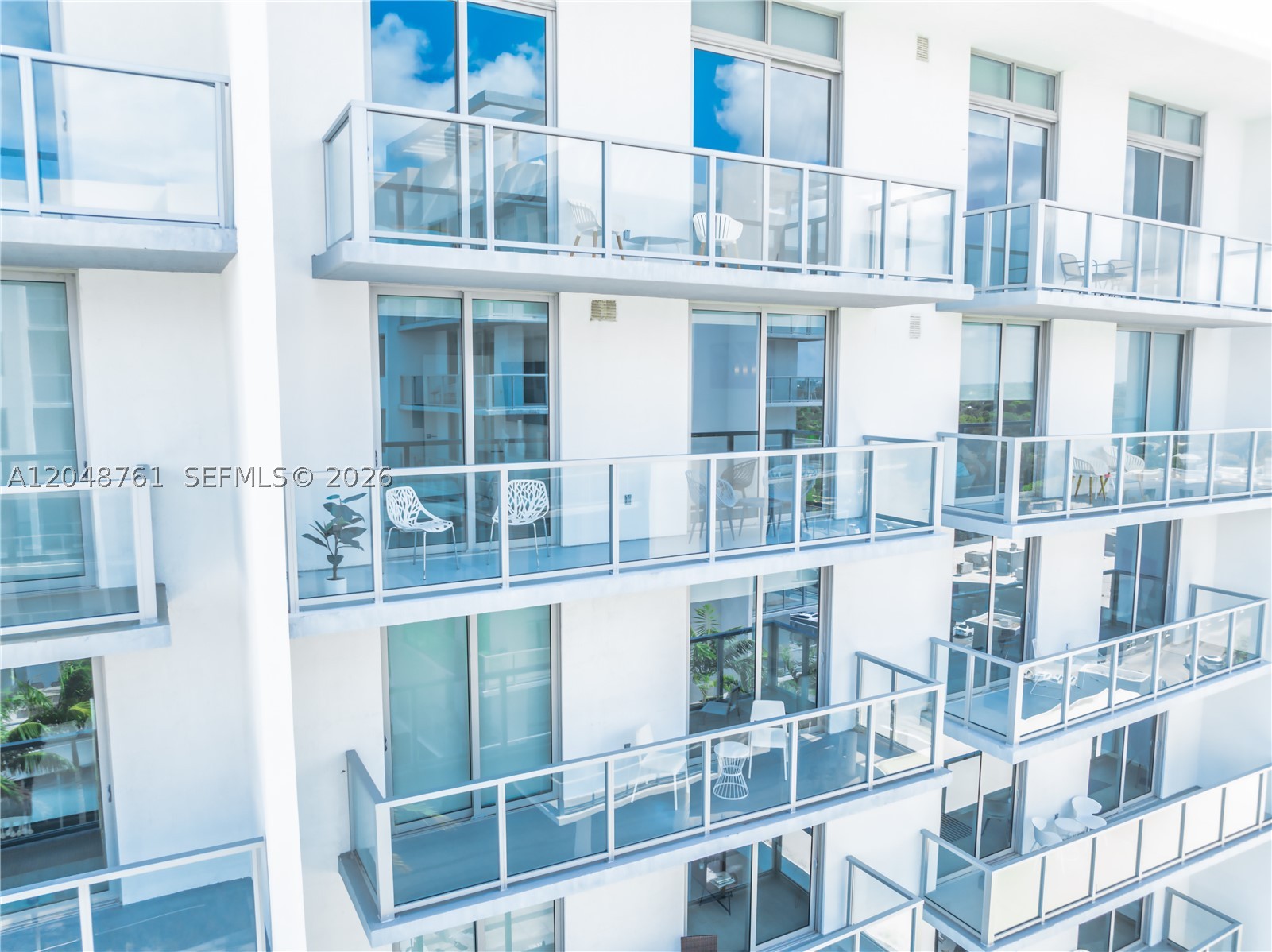 QUADRO CONDO - Residential