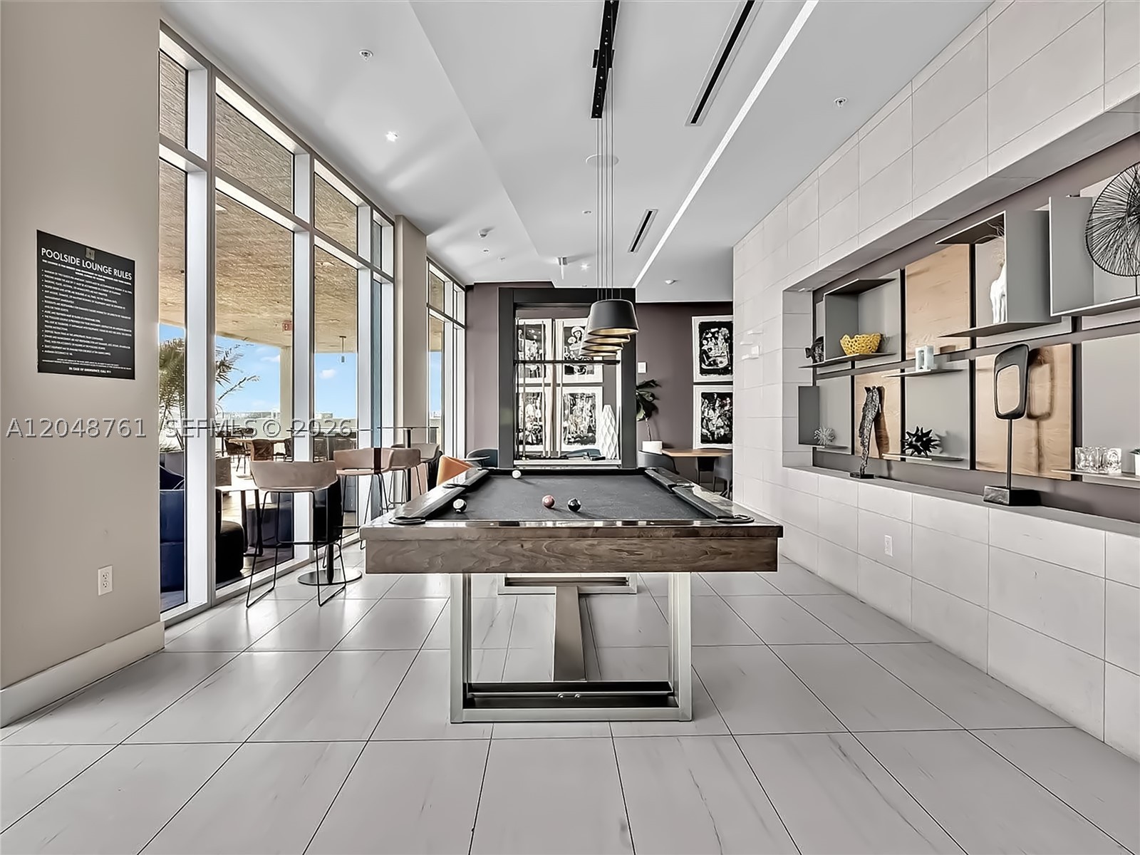 QUADRO CONDO - Residential
