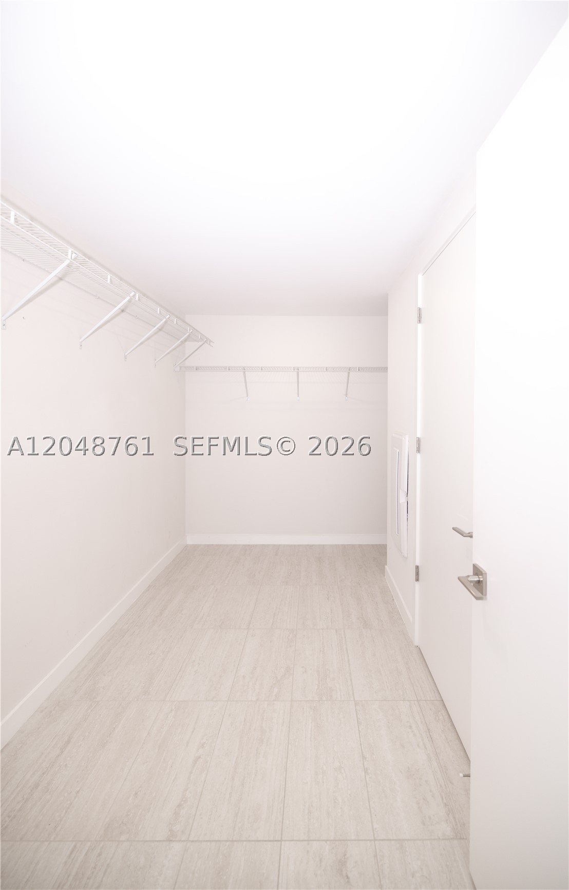 QUADRO CONDO - Residential