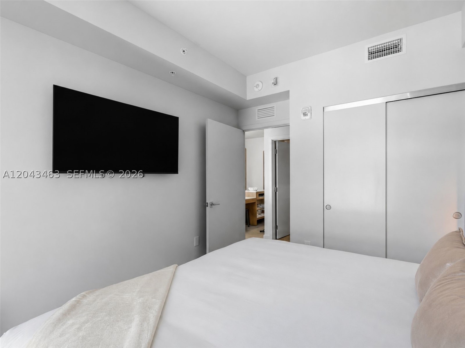 THE CROSBY - Residential