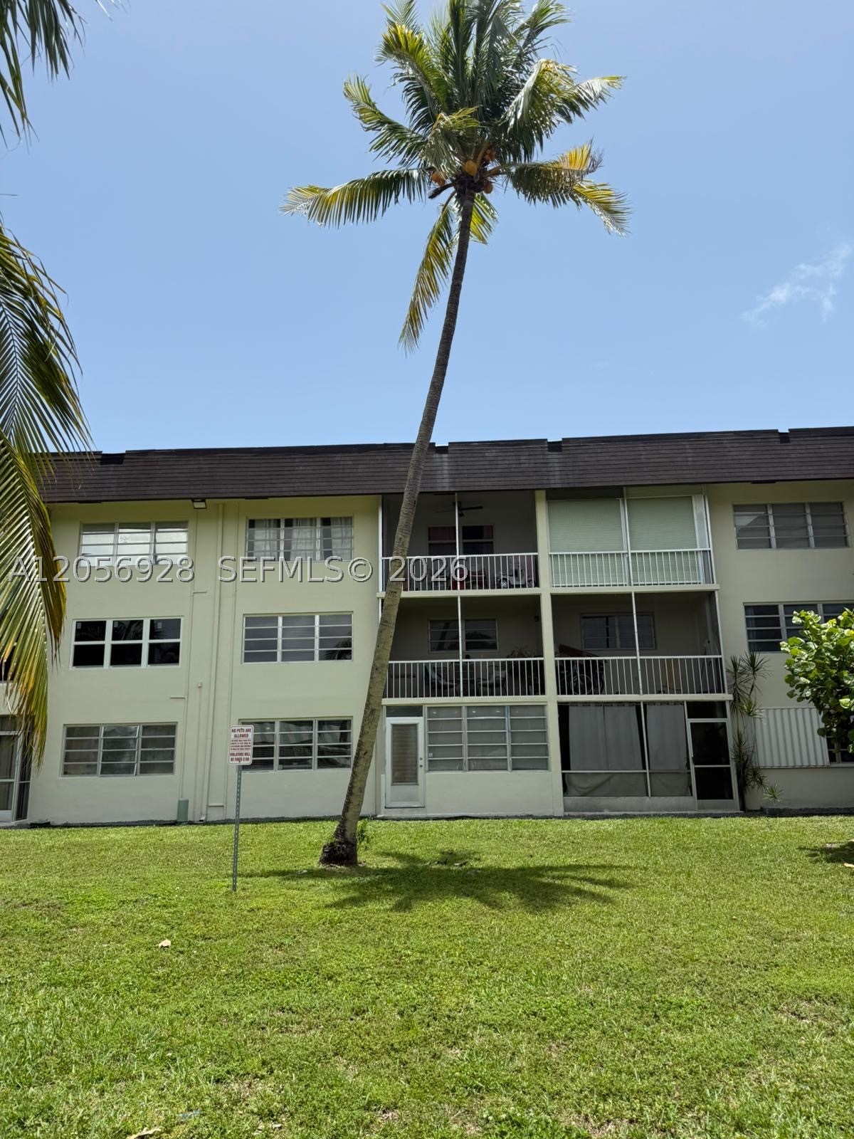 SECOND HORIZONS CONDO - Residential