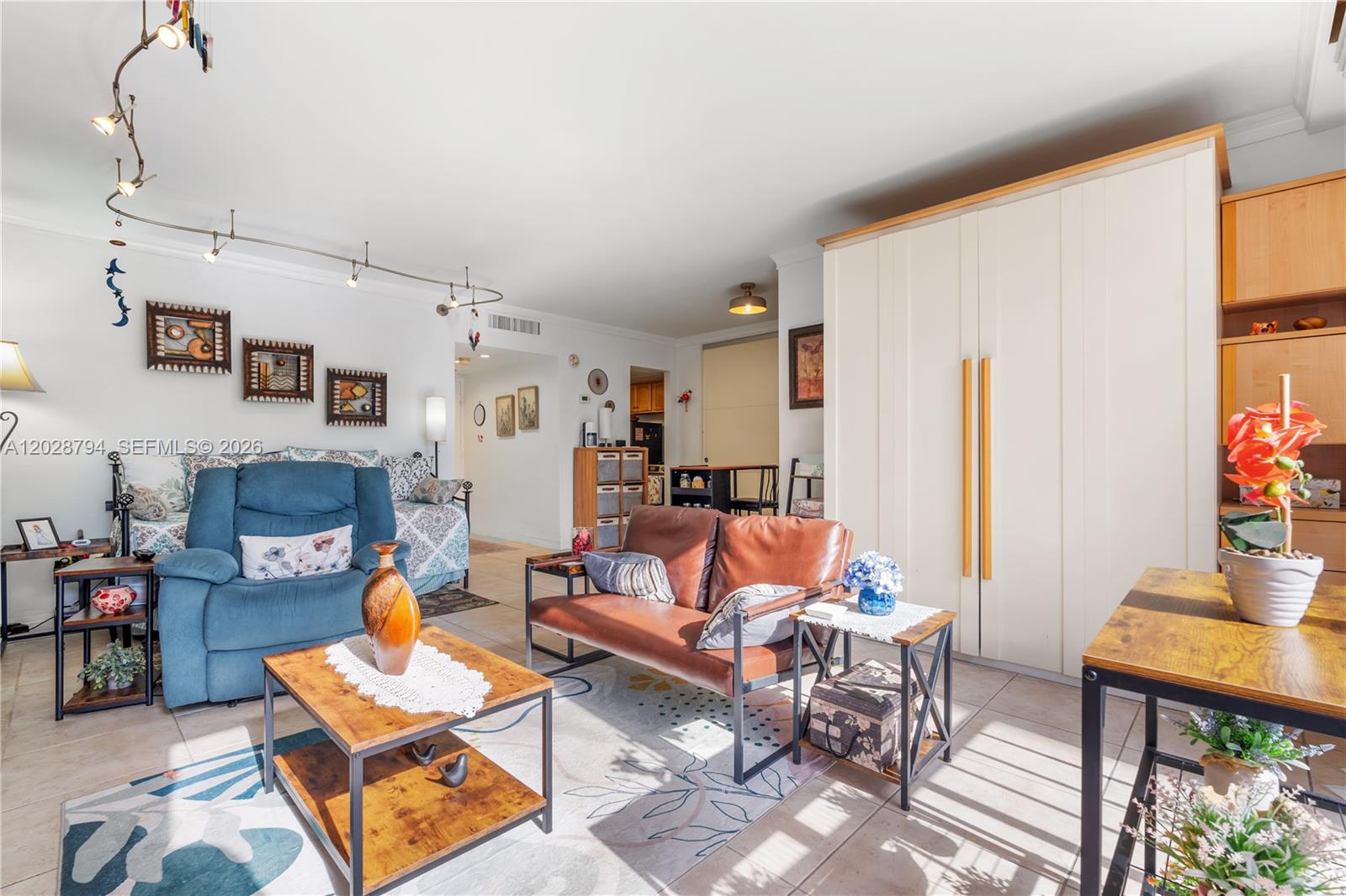 SOUTH BAY CLUB CONDO - Residential