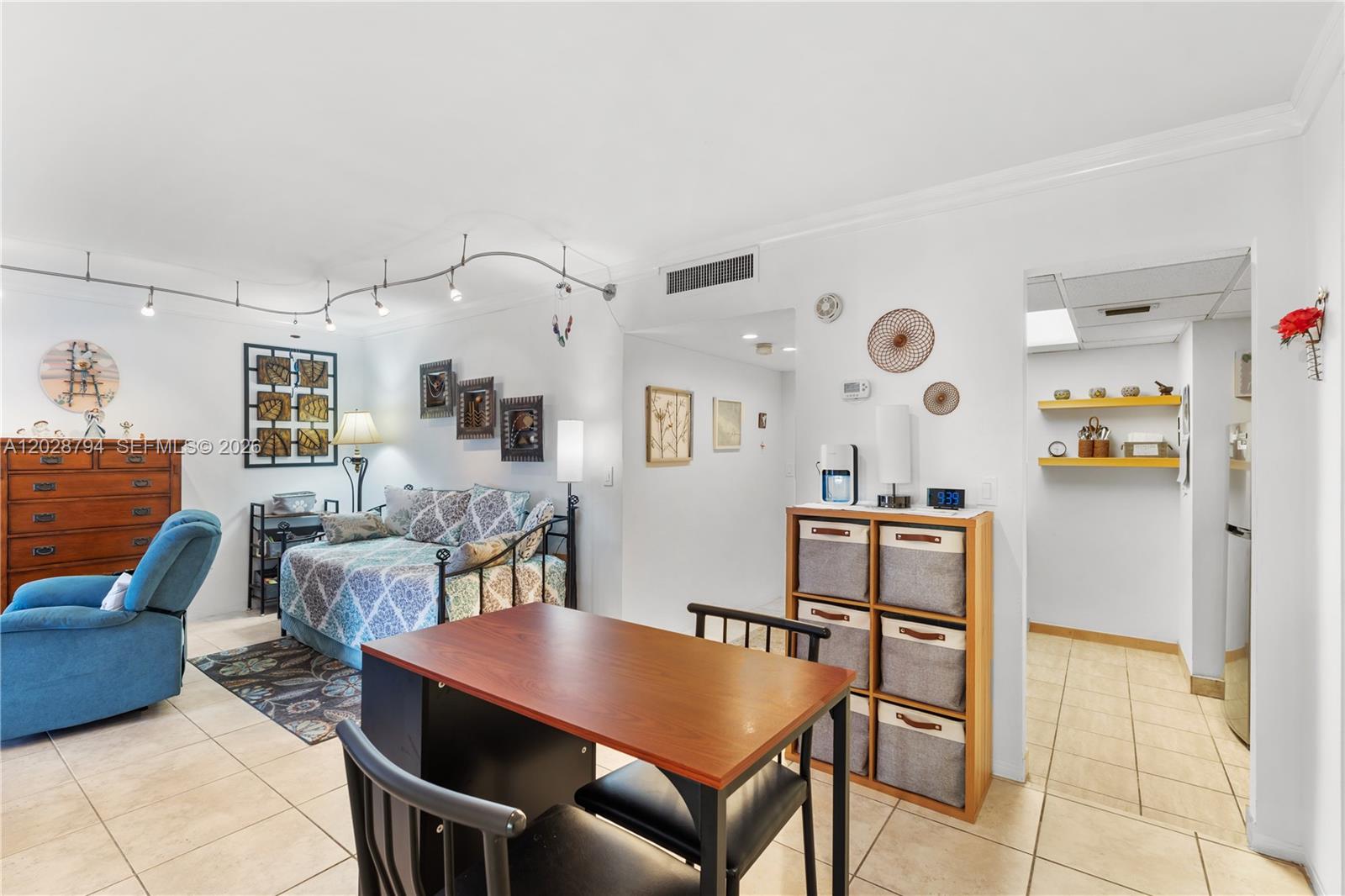 SOUTH BAY CLUB CONDO - Residential
