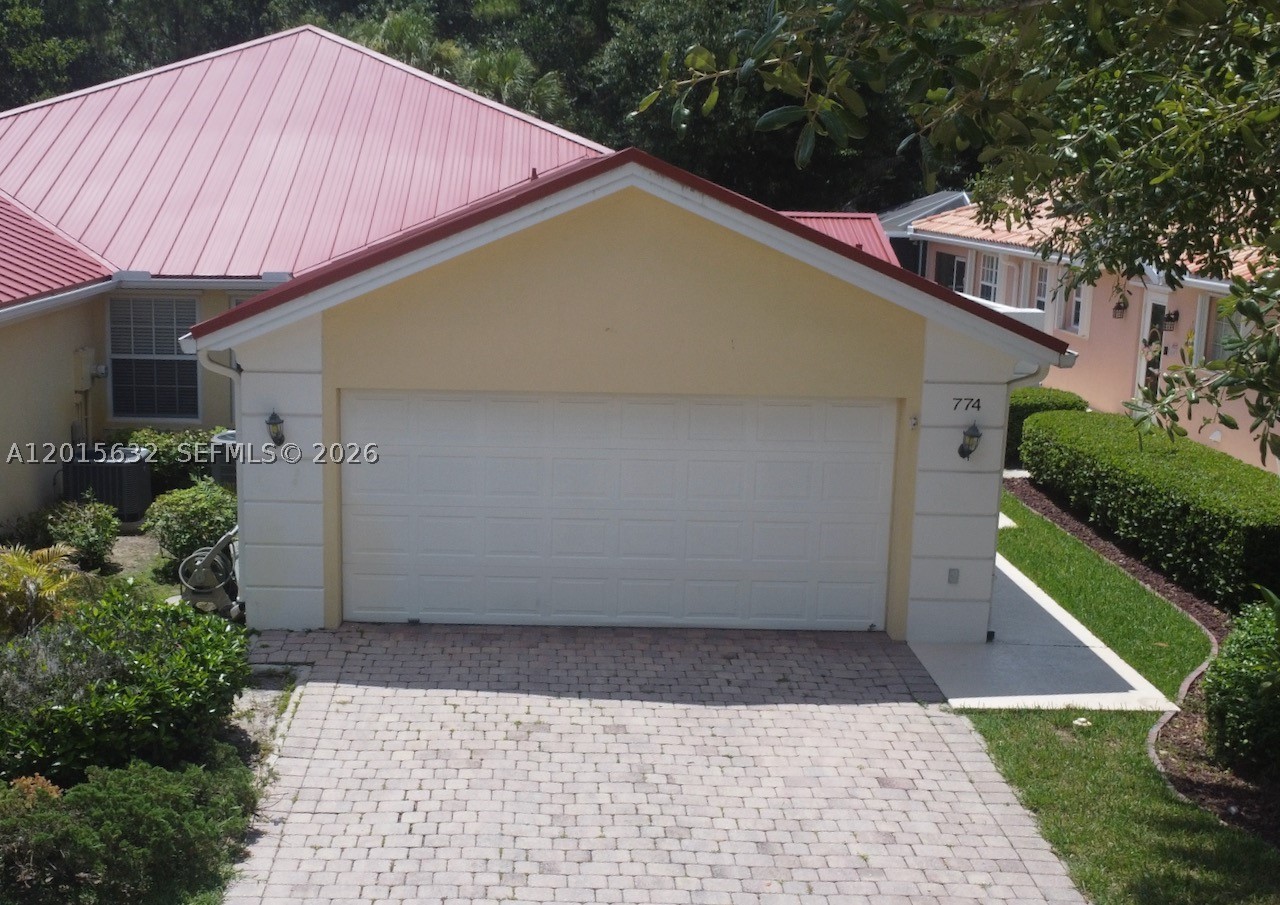FLORIDA CLUB - Residential