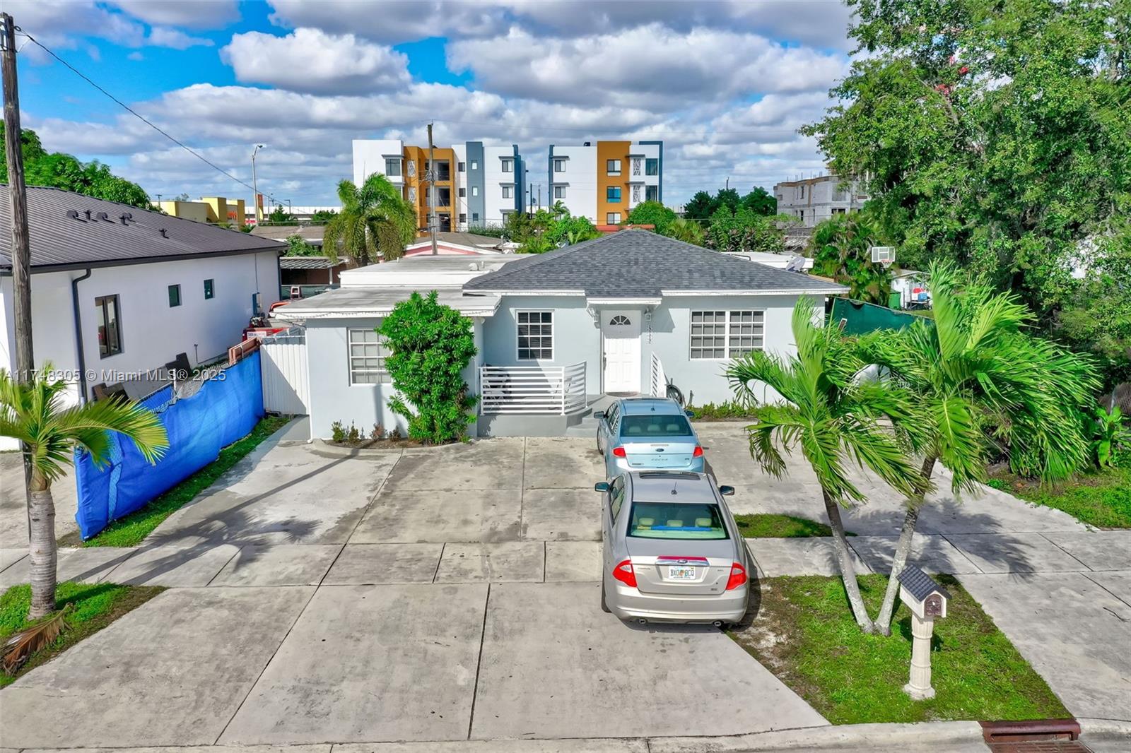 HIALEAH 13TH ADDN AMD PL - Residential