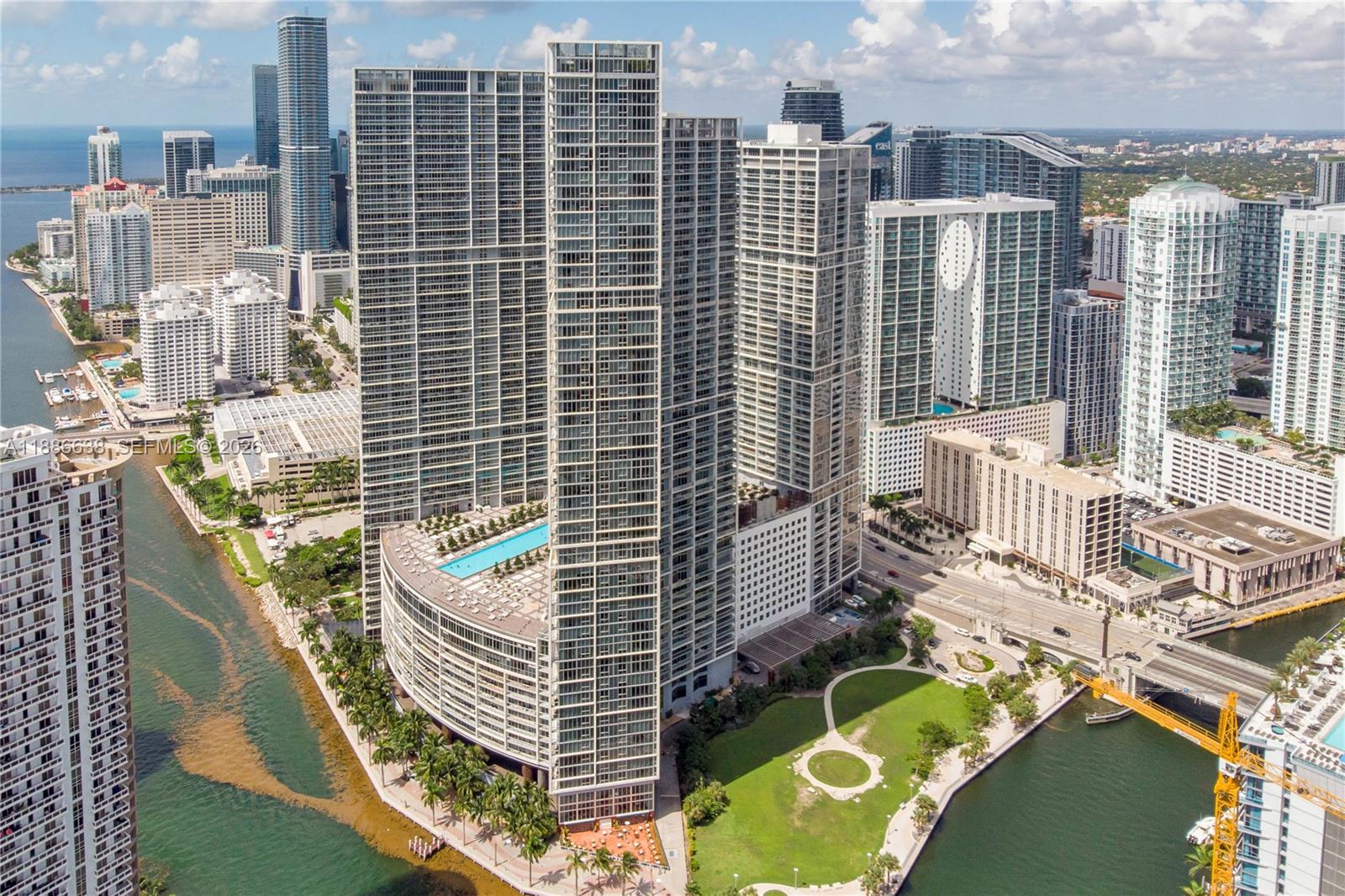 ICON BRICKELL NO TWO - Residential