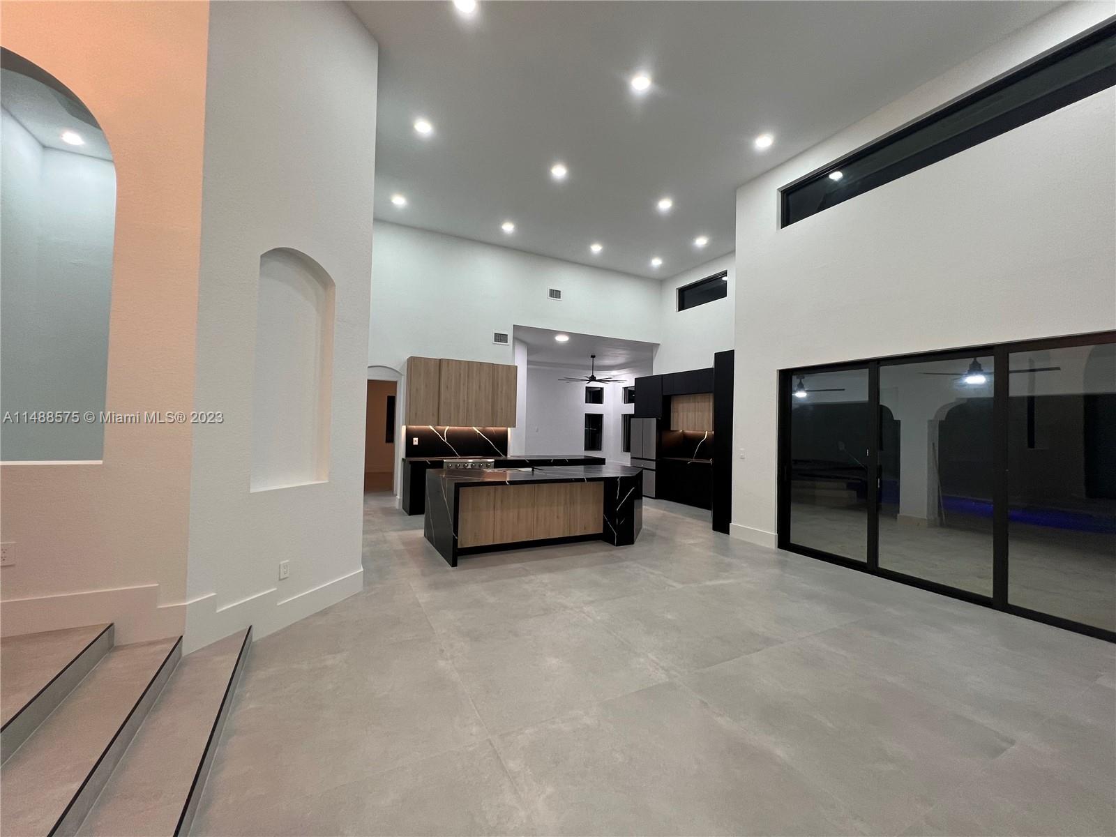 RENAISSANCE RANCHES - Residential