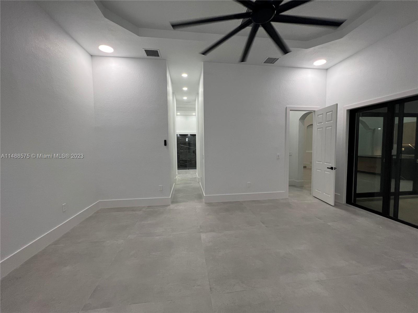 RENAISSANCE RANCHES - Residential
