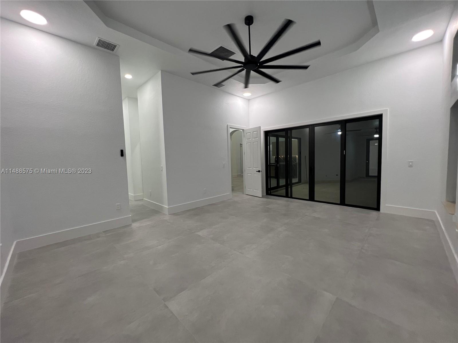RENAISSANCE RANCHES - Residential