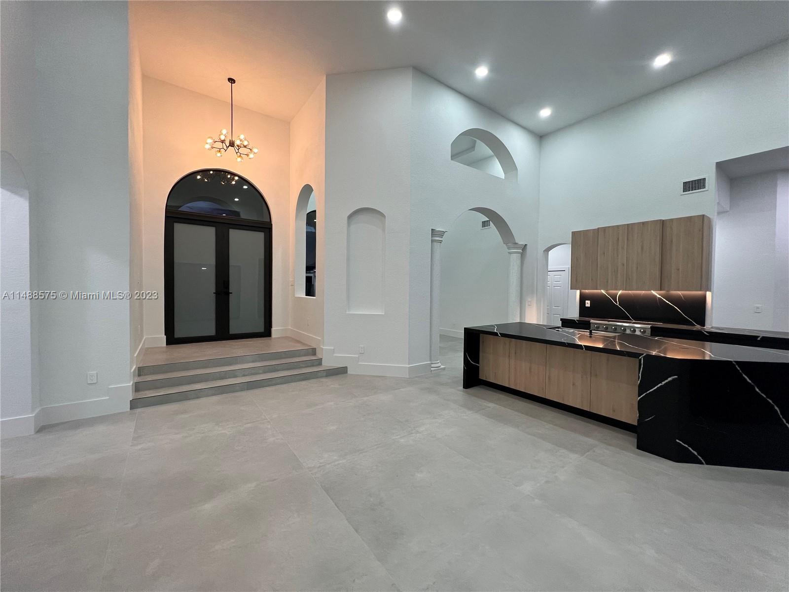 RENAISSANCE RANCHES - Residential