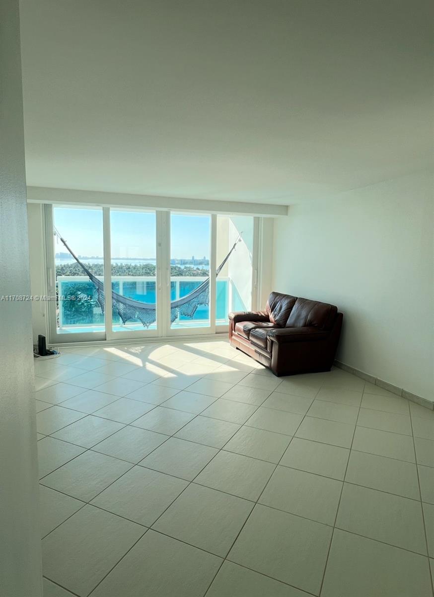 AQUASOL CONDO - Residential Lease