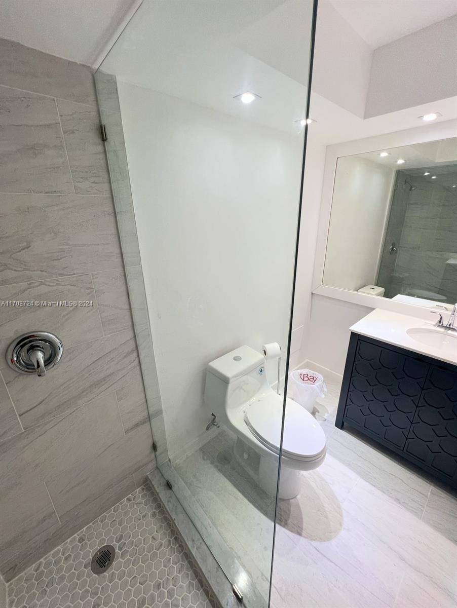 AQUASOL CONDO - Residential Lease