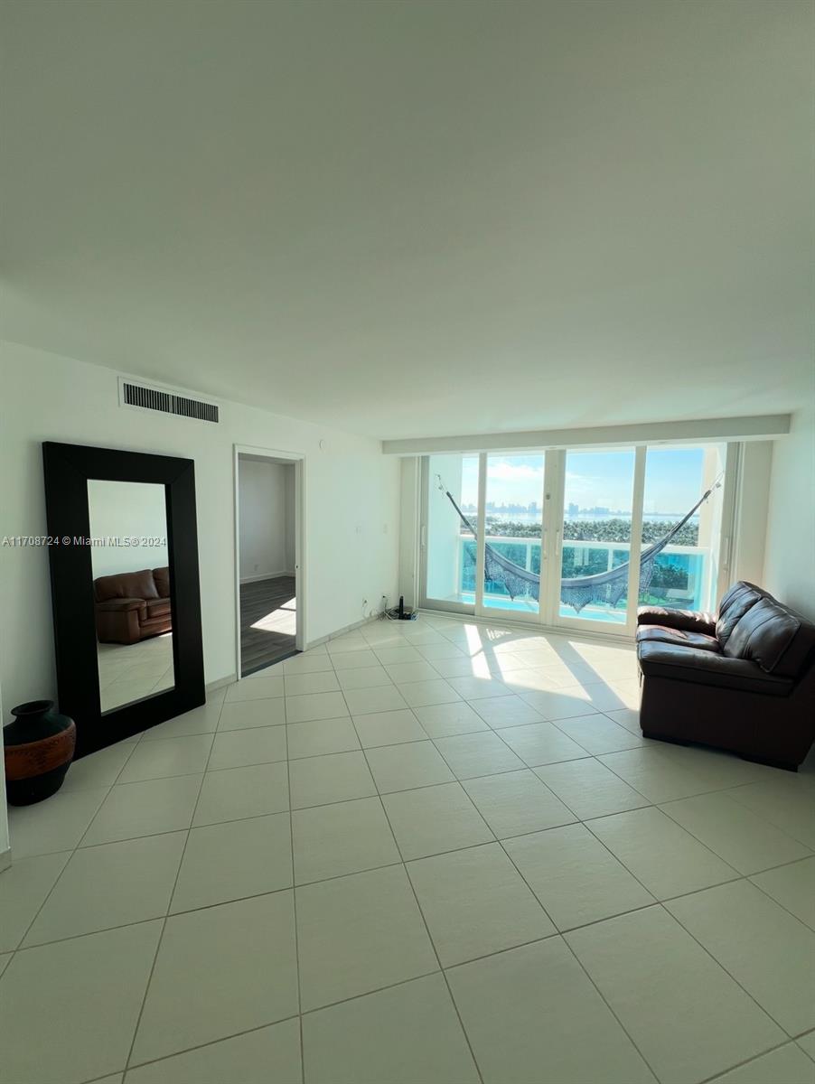 AQUASOL CONDO - Residential Lease