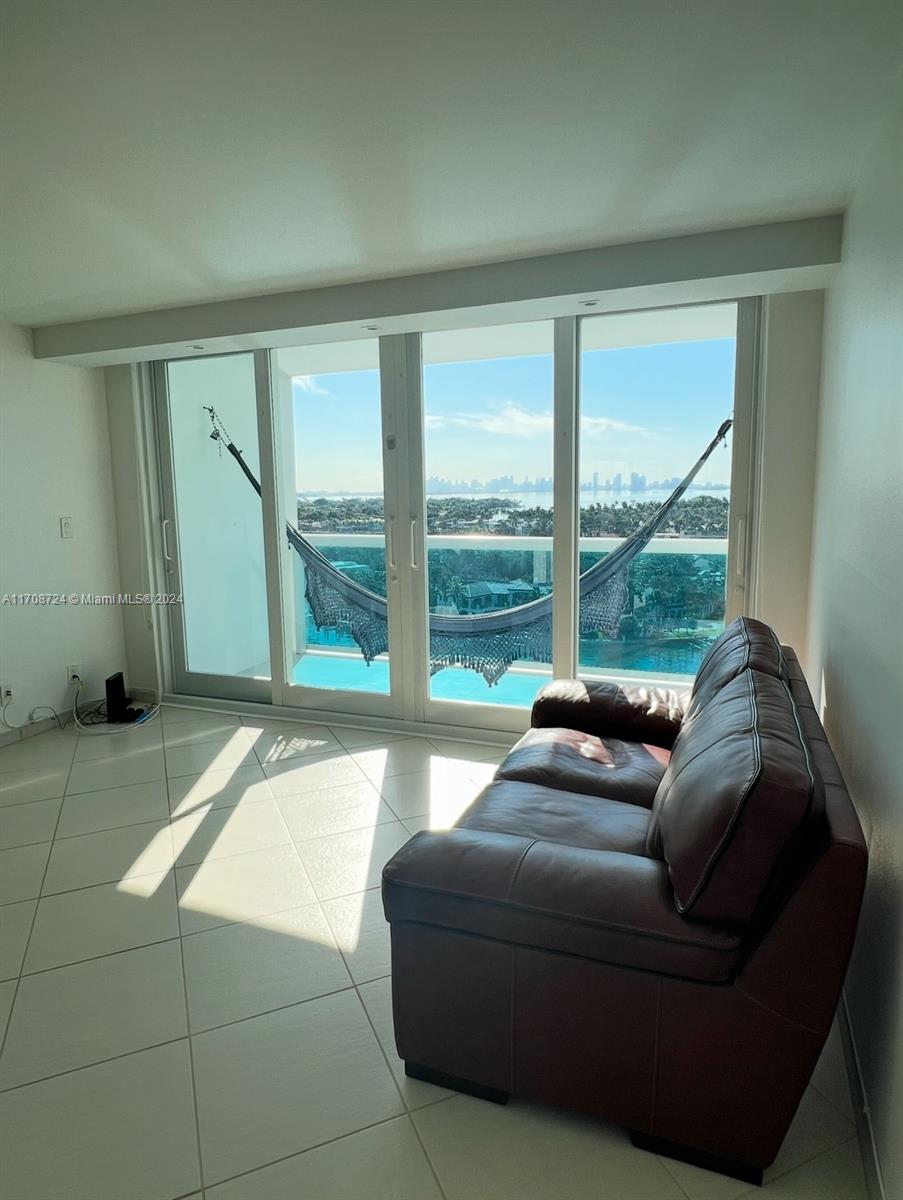 AQUASOL CONDO - Residential Lease