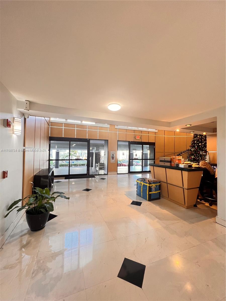 AQUASOL CONDO - Residential Lease