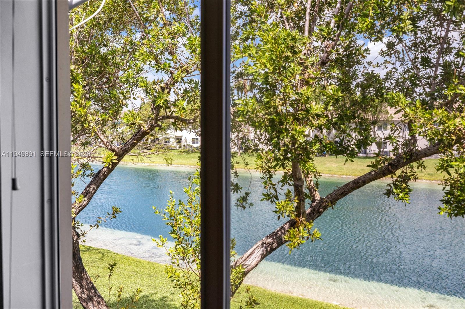 VENETIA GARDENS CONDO - Residential Lease
